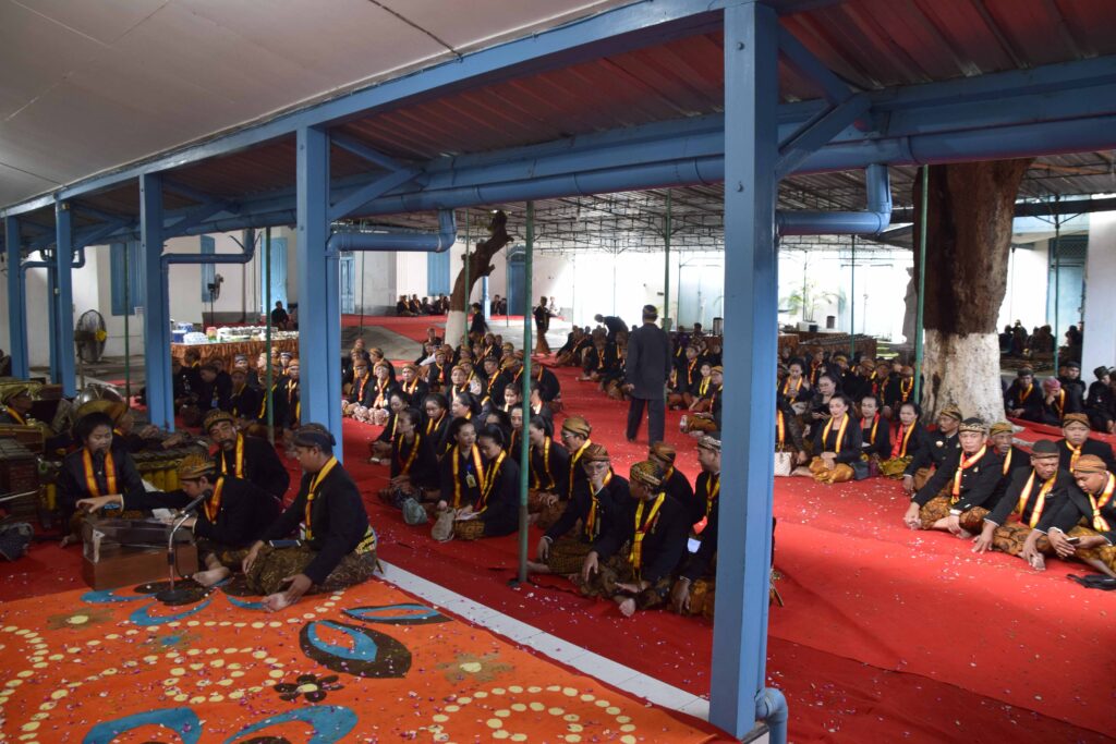 Inilah Uniknya Rute Grebeg Syawal Kraton Solo yang Perlu Kamu Ketahui